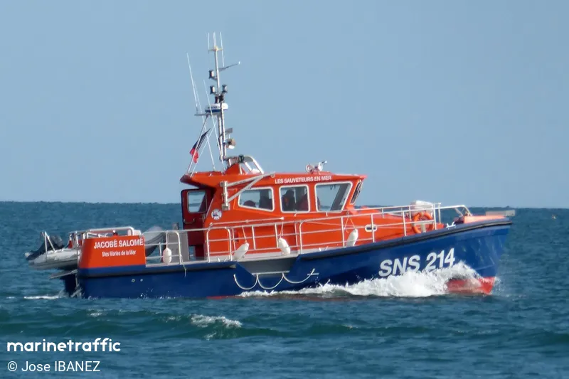 Vessel Characteristics: Ship SNS214JACOBE SALOME (SAR) Registered in France  - Vessel details, Current position and Voyage information - Call Sign  FAD9577